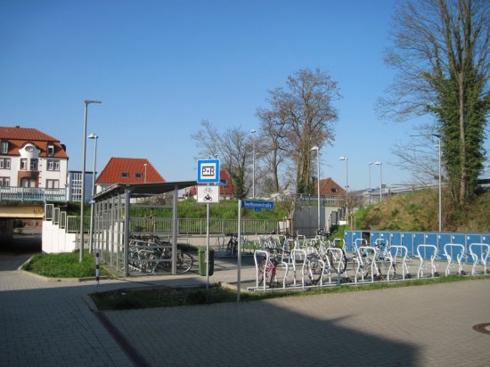 2020-03-19_006m_KAN_Bf_Abstell.JPG